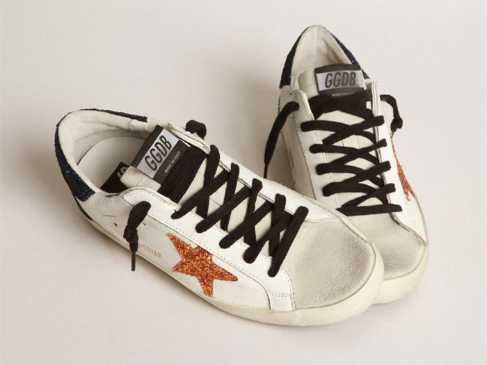 GOLDEN GOOSE Super-Star sneakers with peach-pink glitter star and blue glitter heel tab